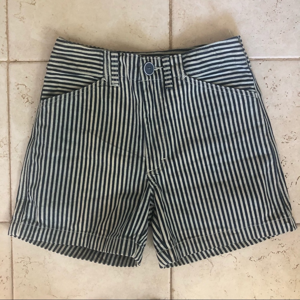 Gravel & Gold Shorts